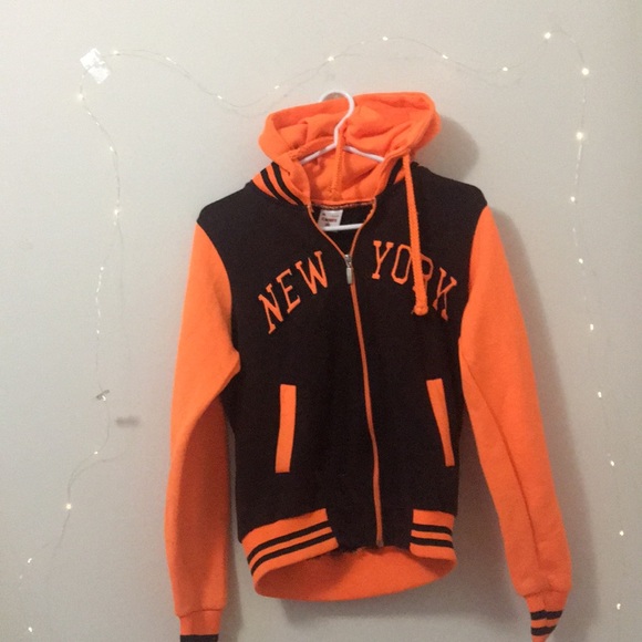 New York hoodie - Picture 2 of 2